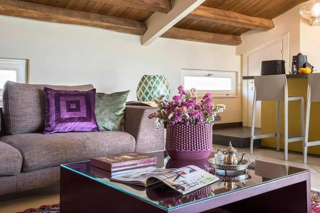 Apartment Exclusive City Views From A Sunny Attic Apartment!