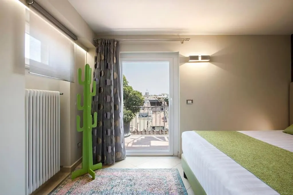 Exclusive City Views From A Sunny Attic Apartment!