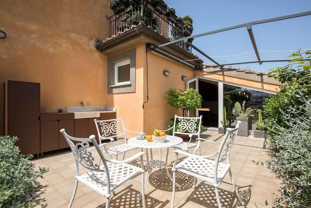 Exclusive City Views From A Sunny Attic Apartment! Rome
